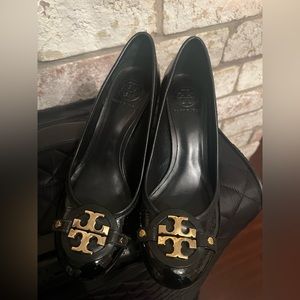 Tory Burch heels in black